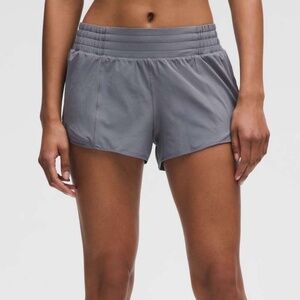 Lululemon *discontinued* Ribbed Hotty Hot Shorts 2.5"